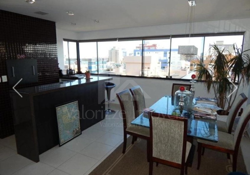 Apartamento 3 Dormitórios