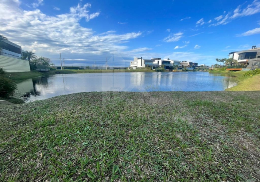 Terreno em Condominio