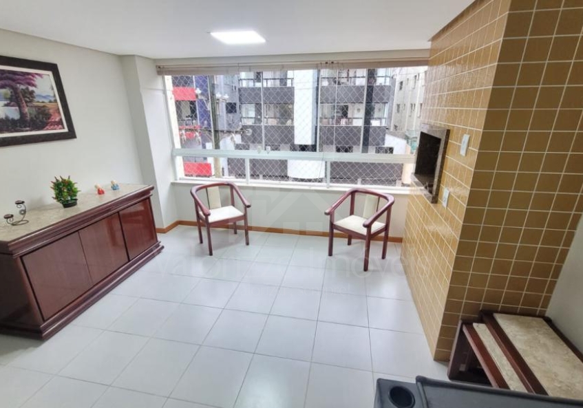 Apartamento 3 Dormitórios