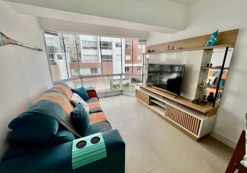 Apartamento 3 Dormitórios