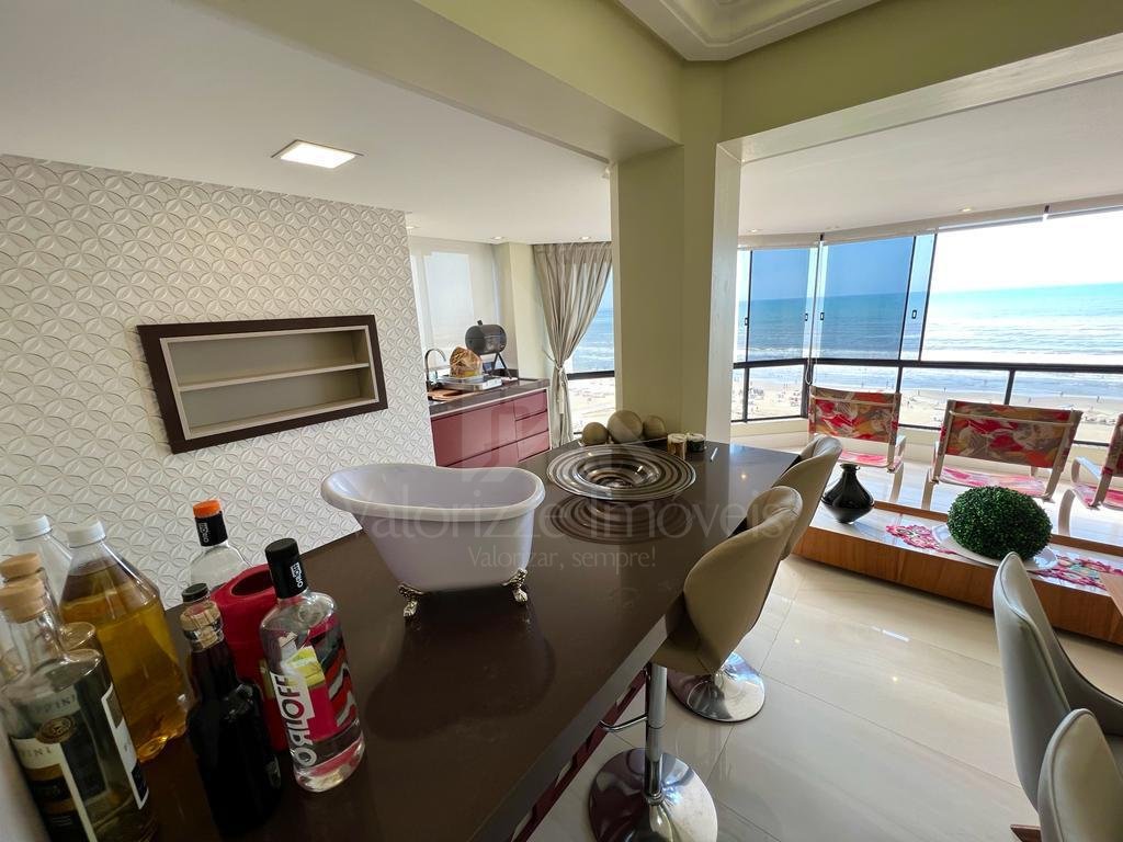 Apartamento 4 Dormitórios
