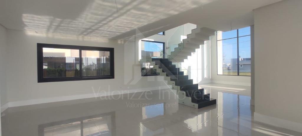 Casa em Condominio 5 dormitorios