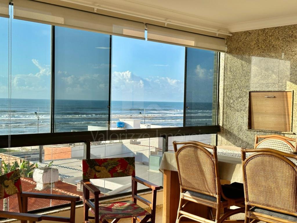 Apartamento 4 Dormitórios