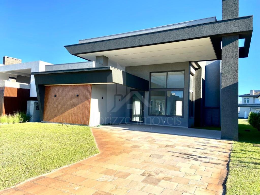Casa em Condominio 4 dormitorios