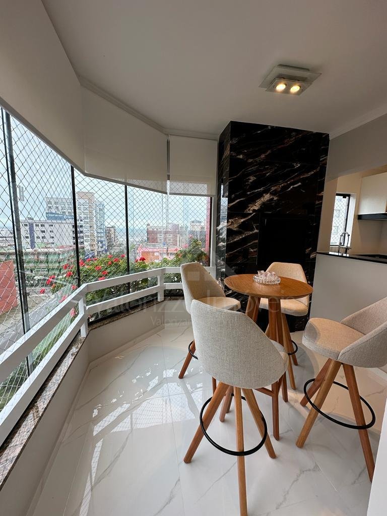 Apartamento 3 Dormitórios