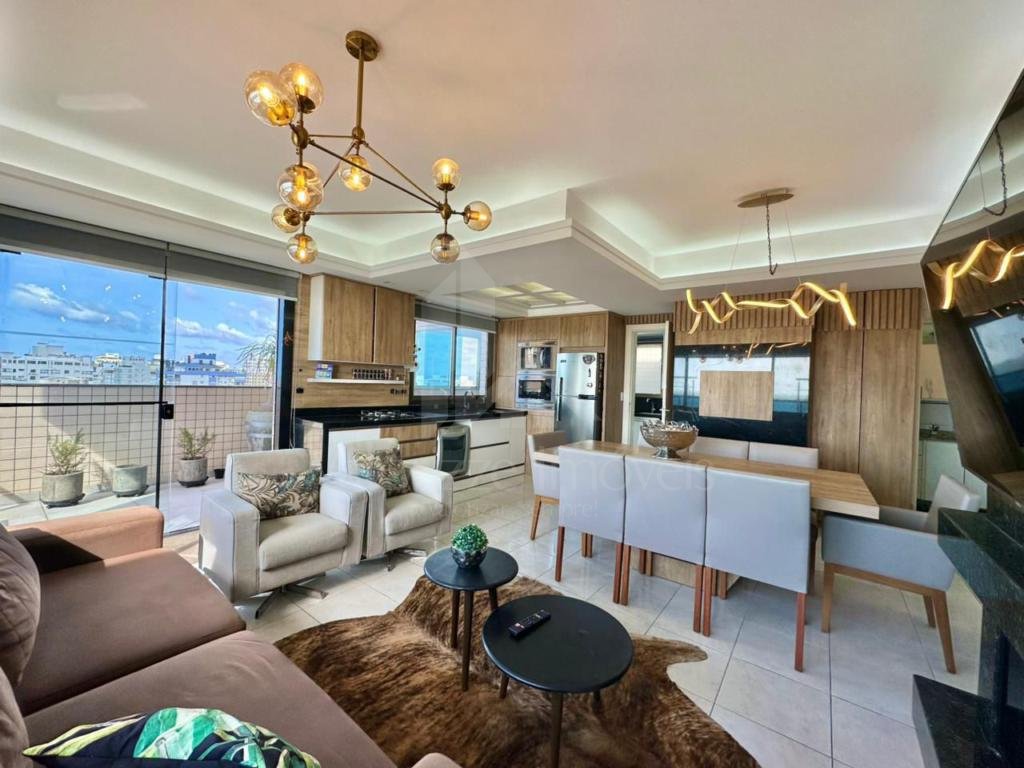 Cobertura 4 Dormitórios