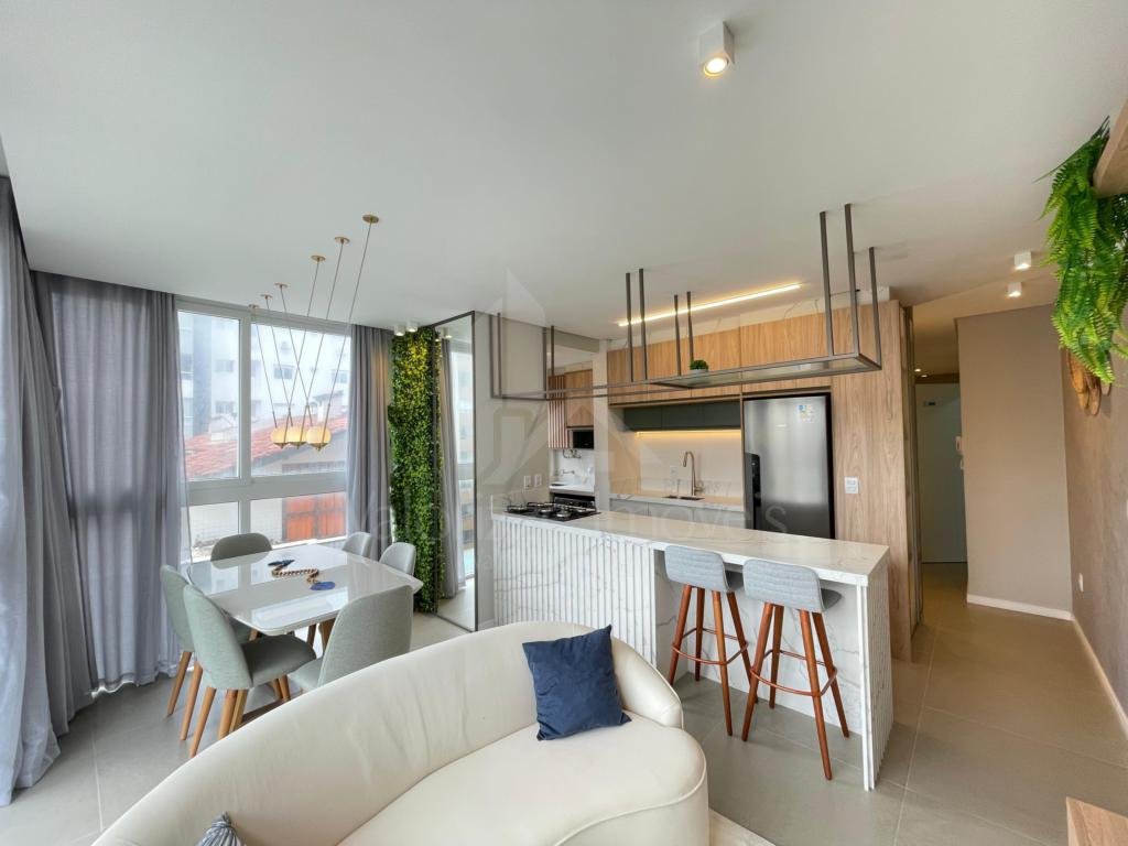 Apartamento 3 Dormitórios