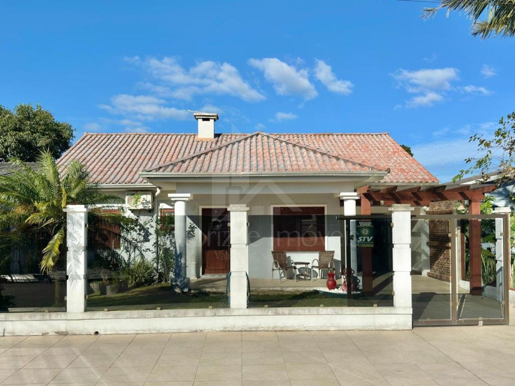 Casa 3 Dormitórios