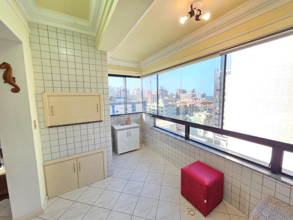 Apartamento 3 Dormitórios